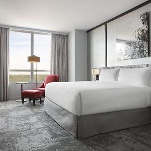 Deluxe  King Room Disability Access